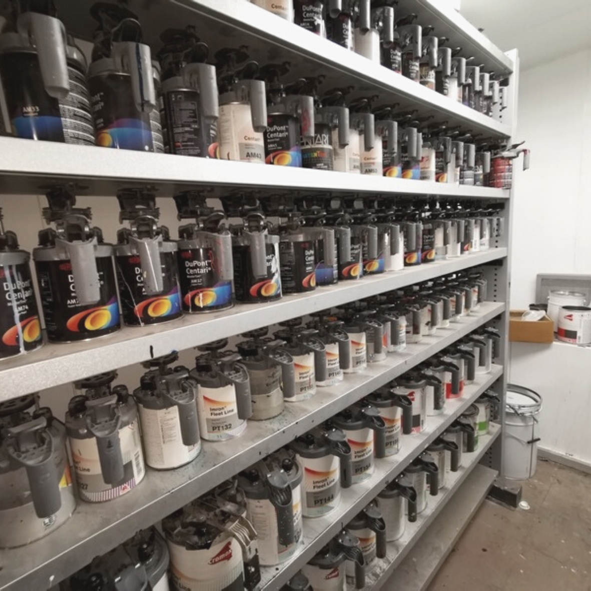 LABORATOIRE DE PEINTURE Groupe plus